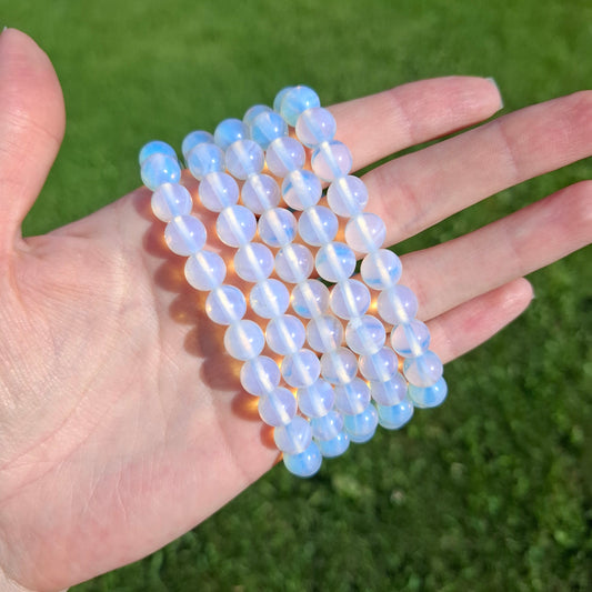 Opaliitti helmirannekoru 8mm