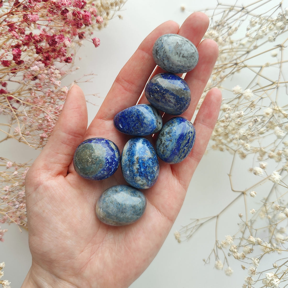 Lapis lazuli – merkitys, ominaisuudet, käyttö ja hoito