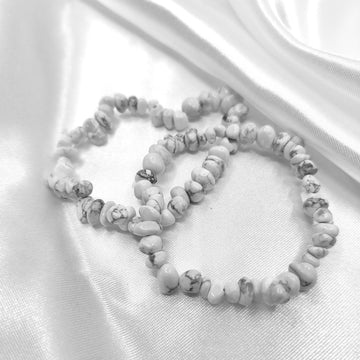 Howliitti hippurannekoru