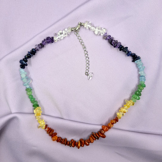 Sateenkaarihippukaulakoru