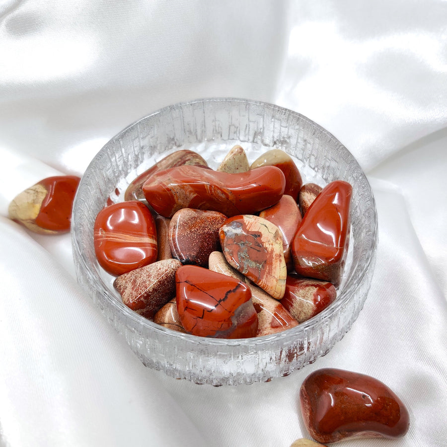 Kukkajaspis - kasvua, vakautta ja eteenpäin menemistä