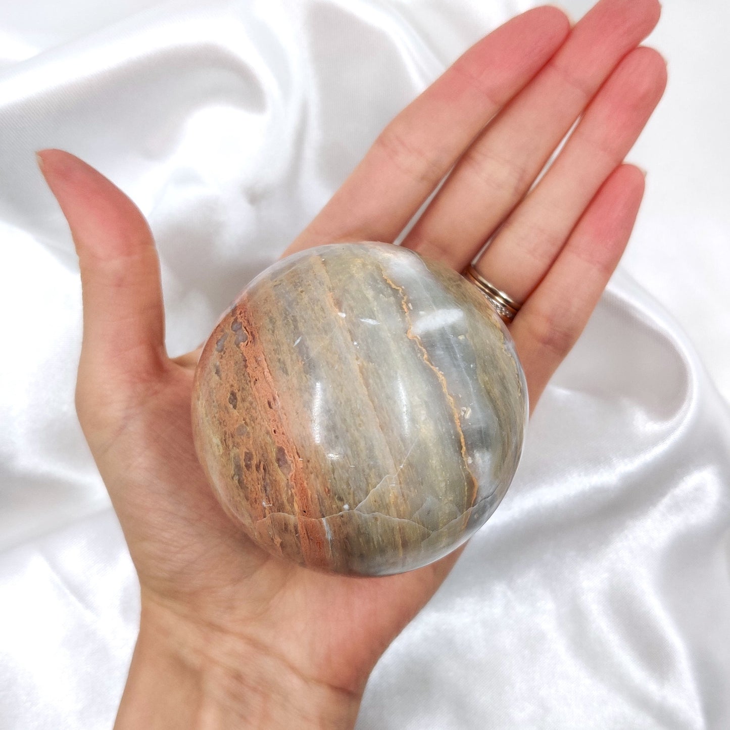 Onyx kivipallo 395g
