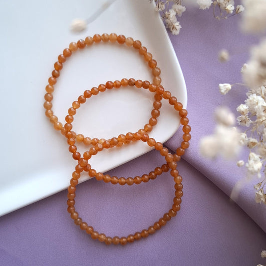 Punainen aventuriini helmirannekoru 4mm