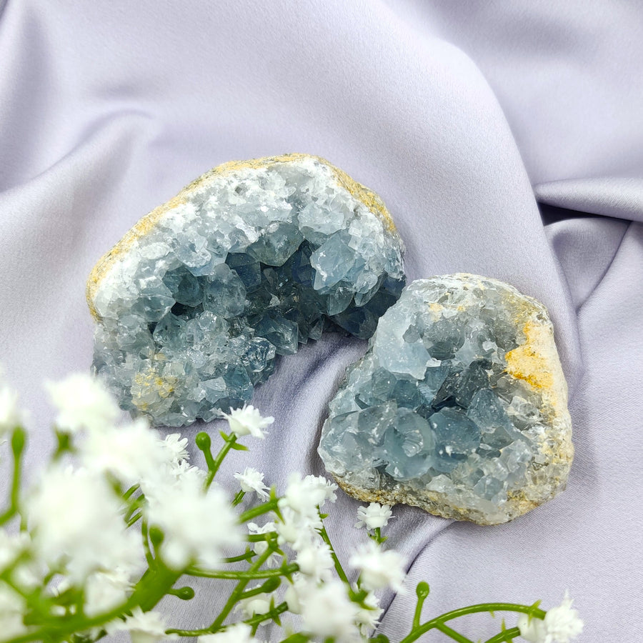 Selestiitti - rauhaa, unia ja sisäistä yhteyttä